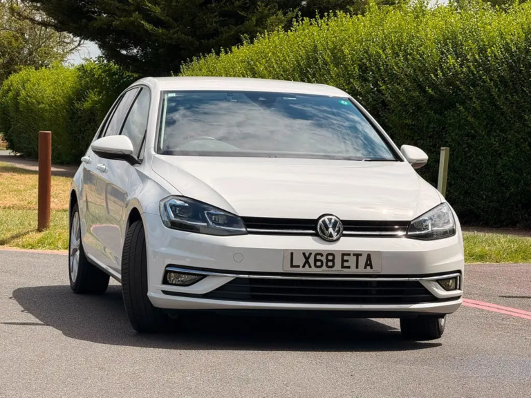 2018_volkswagen_golf-pic-472402761443060933-1024x768